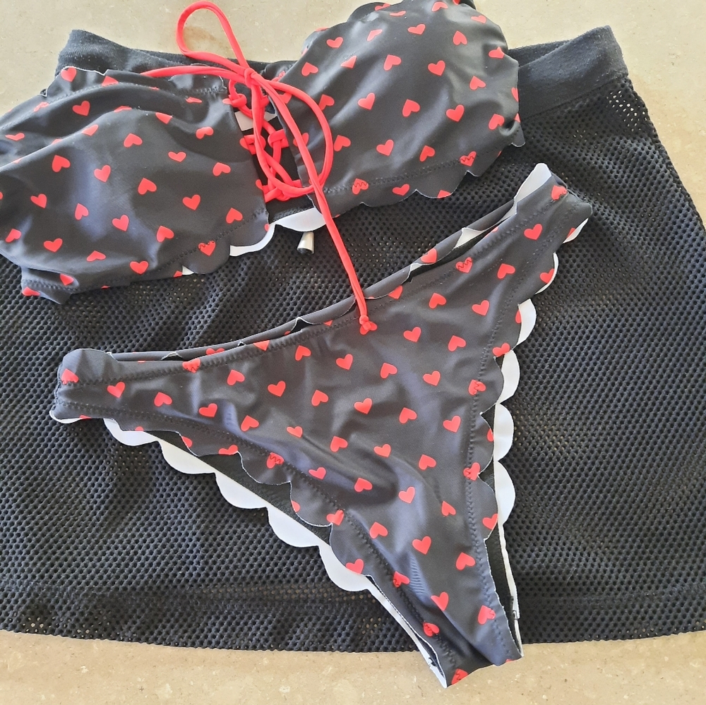 3pc Bikini Set & Mesh Skirt Swim Suit Red Hearts Black Womens Sz Large - Picture 15 of 16